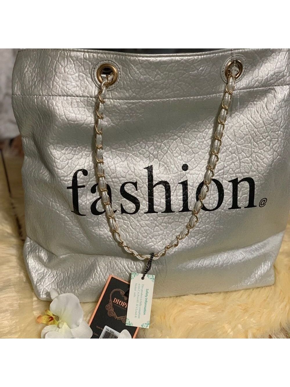 DIOPHY LOS ANGELES FASHION SILVER TOTE BAG